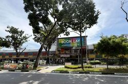 Boon Lay Shopping Centre (D22), Retail #551243331